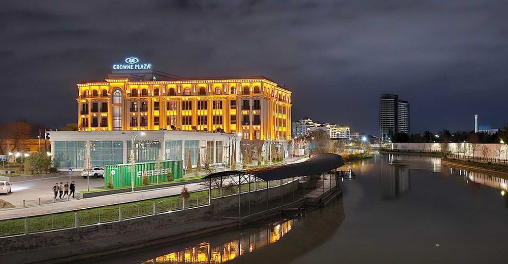 Современное фасадное освещение,Zamonaviy fasad yoritgichlari