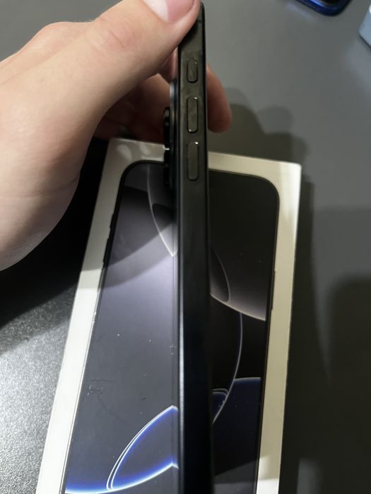 Iphone 16 pro max 256gb black
