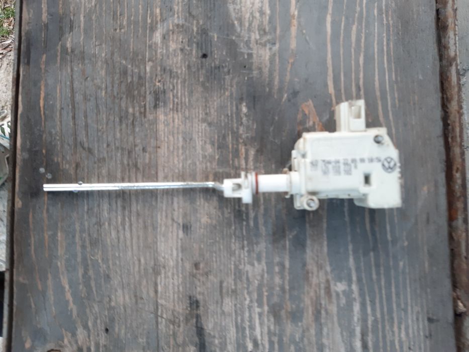 Actuator Motoras Rezervor Volkswagen Vw Golf4
