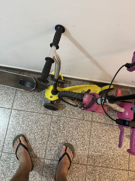 Vand trotineta si bicicleta la pachet