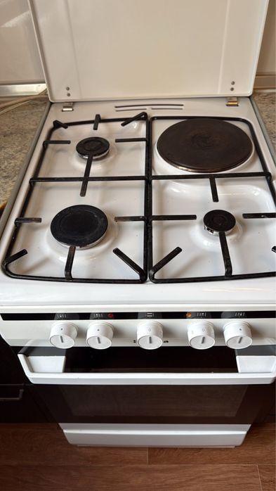 Продам Плиту и вытжку