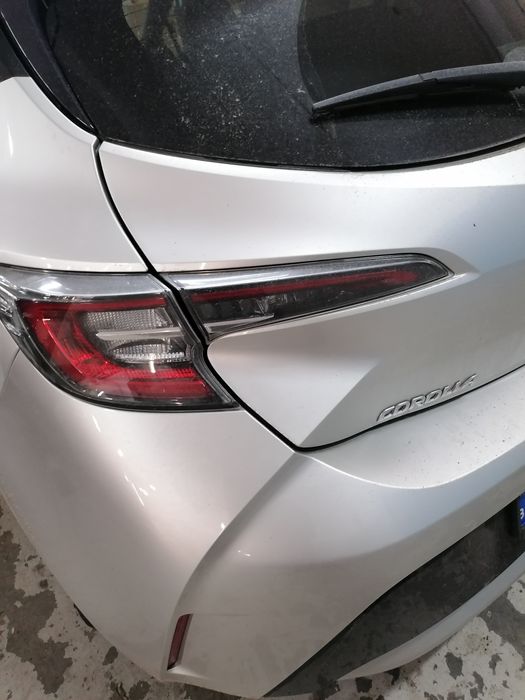 Челно стъкло за Toyota corolla 2020