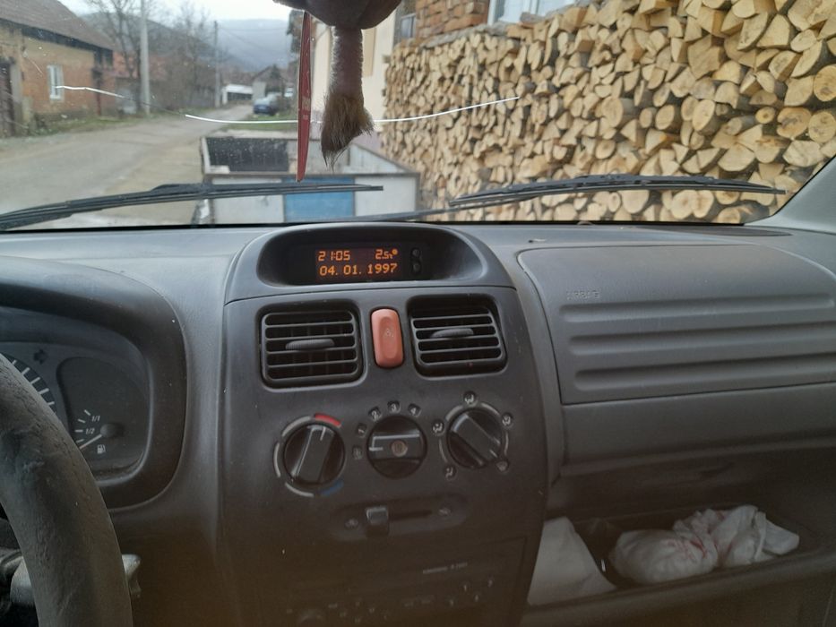 Vând Opel Agila motor 973