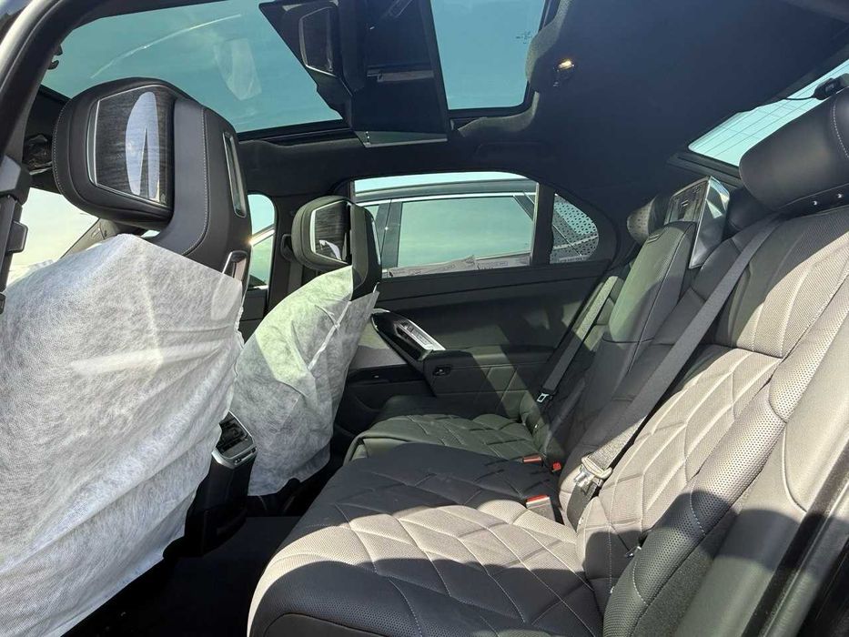 BMW 740i msport plus new