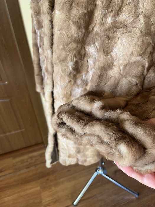 Haina eleganta de blana naturala de nurca