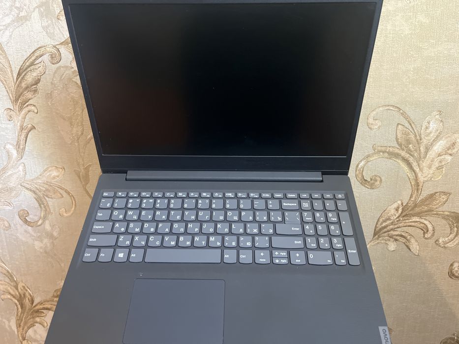 Ноутбук  в хорошом состаяние