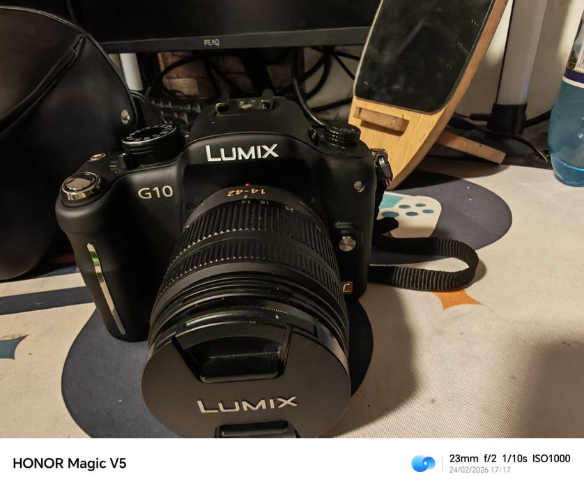 Panasonic lumix g10