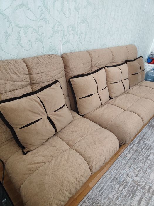 Продаю диван, кресло