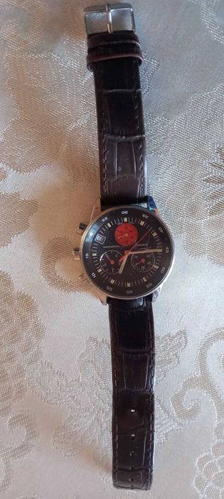 Продам       Часы