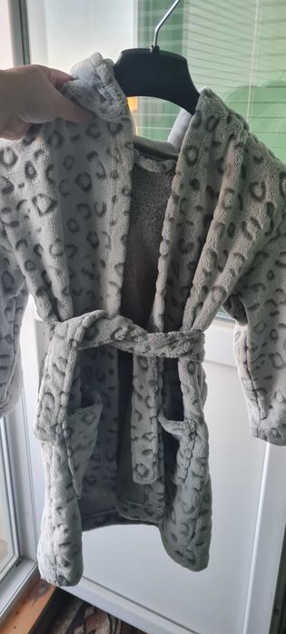 Дрехи за момиче ПЕРФЕКТНО състояние