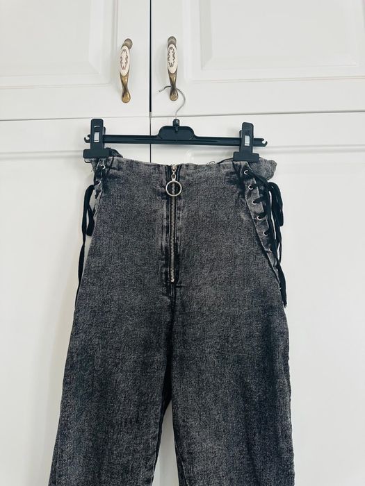 Blugi cu talie inalta negru spre gri , elastici masura S