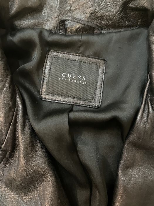Кожаная куртка Guess