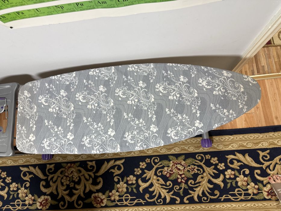 продам гладильную доску в отличном состоянии