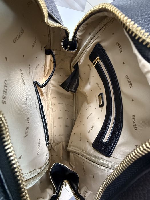 Ghiozdan Guess Negru