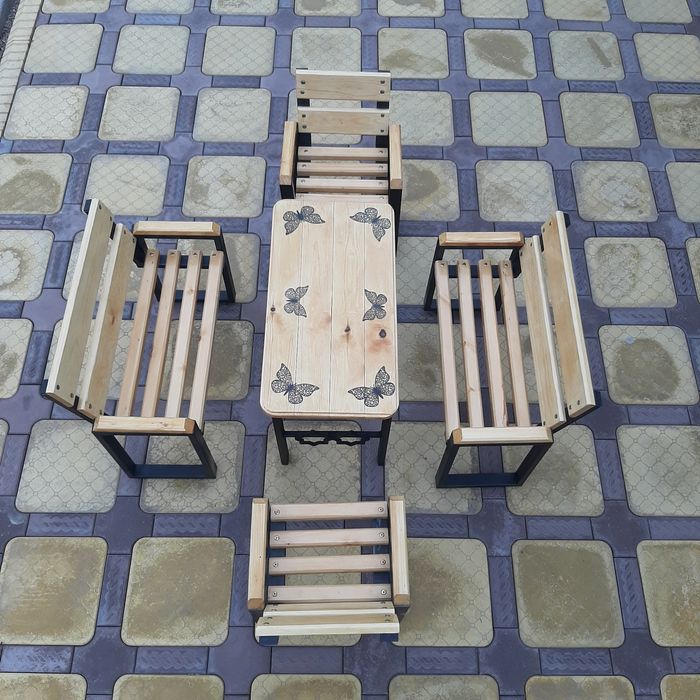 Продается детский дачный мебель.