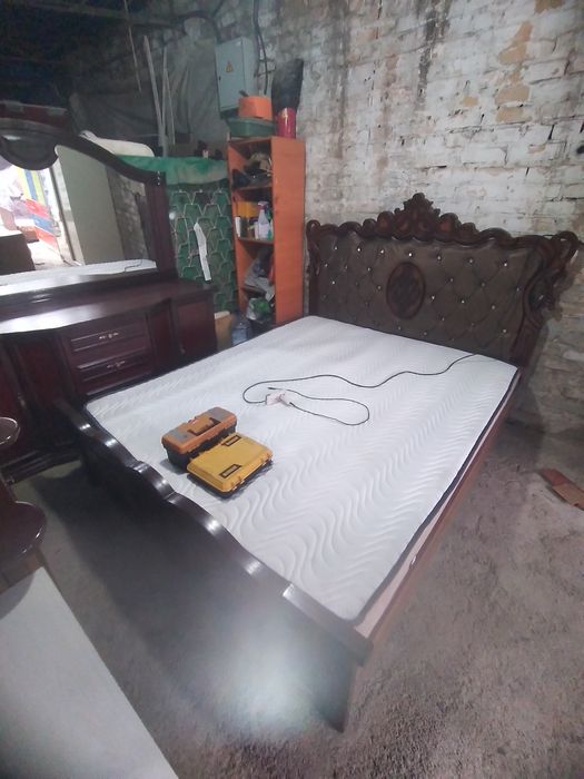 Мебель для спальни Продаётся