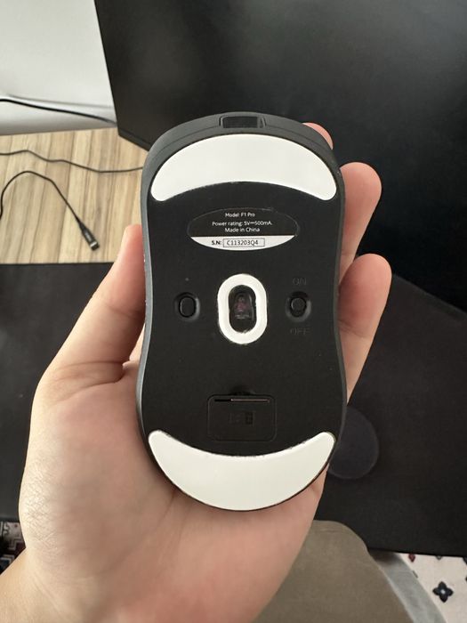 Продам микрфоон fifine am8 и мышку dragonfly