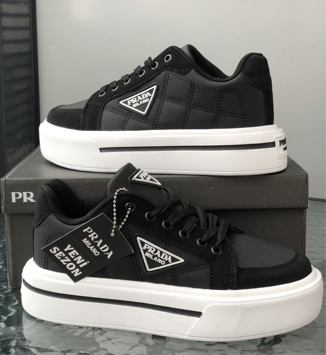 Adidasi Prada model nou