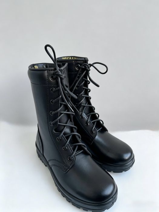 Продается берцы. Ботинки, натуральные кожи