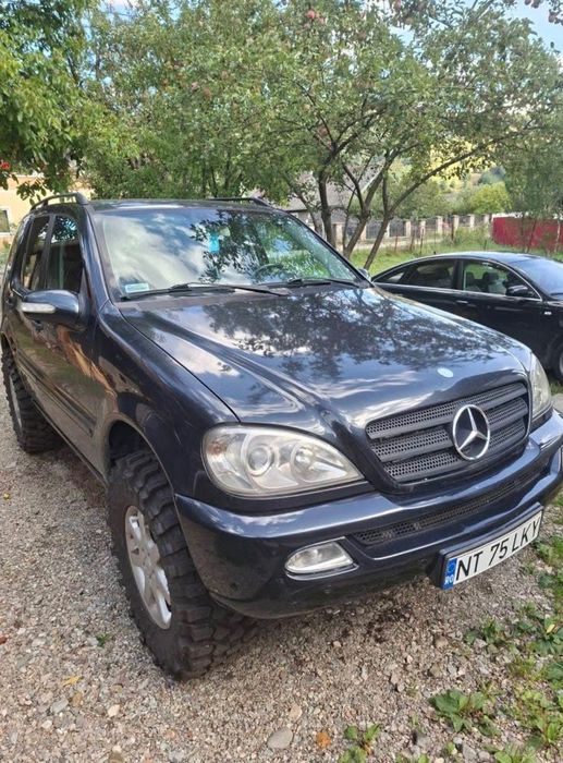 MERCEDES-BENZ ML-Class 0 — imagine 3