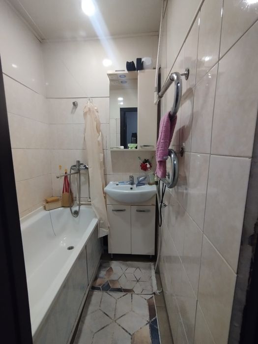 Продам светлую 4хкомн.кв, 3/5