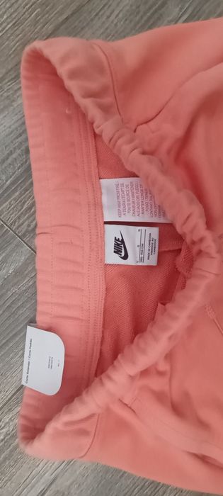 Детски маратонки ADIDAS 35н. Къси панталони NIKE