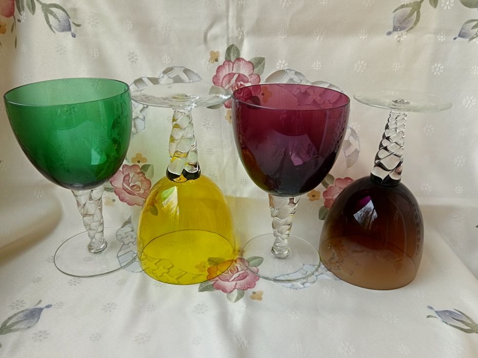 4 бр огромни чаши от цветно стъкло Мурано, всяка по 700 мл