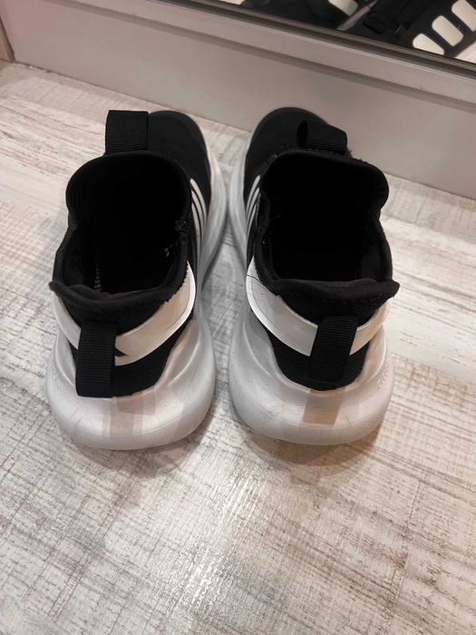 Унисекс Маратонки Адидас - без връзки - размер 38 и 38 2/3