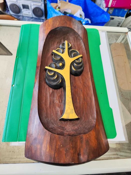 Бронзова пластика ,,Дървото на живота,,