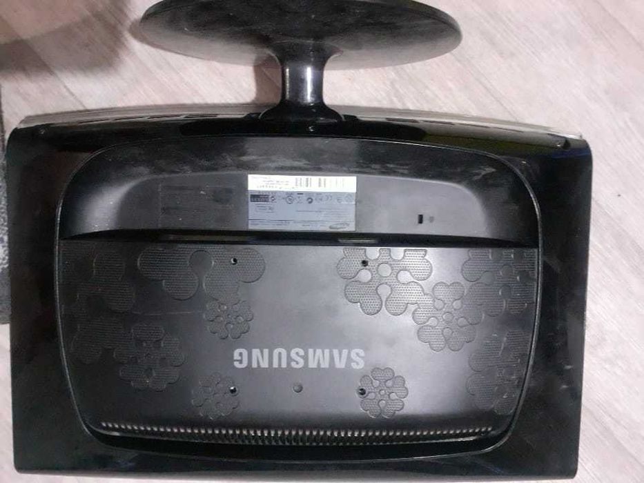 Монитор Samsung, подходит для работы