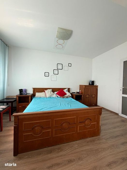 DE VÂNZARE | Apartament 2 camere | Zonă centrală | Etaj 3/4