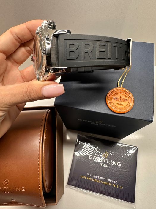 Breitling Avenger II