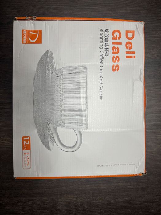 Набор: чашки, блюдца, 6 шт.