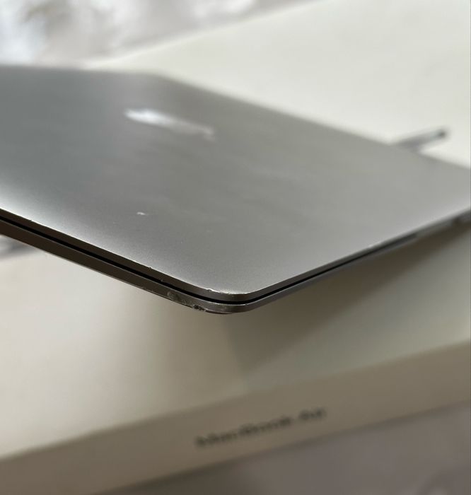 MacBook Air 13 M1, 8/256Gb