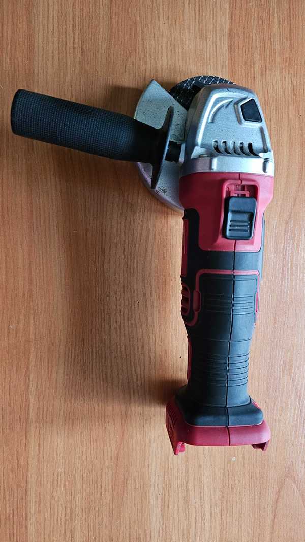 Drillpro ушм. Тушка ушм. Болгарка макалистер 125. Ушм worx без шуточные. Тушка ушм.