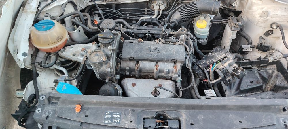 VW Polo 1,2 i , Фолксваген Поло на части! Май 2012