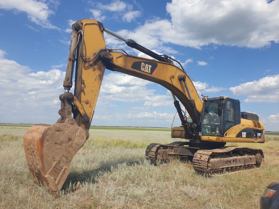 Экскаватор САТ 330 DL