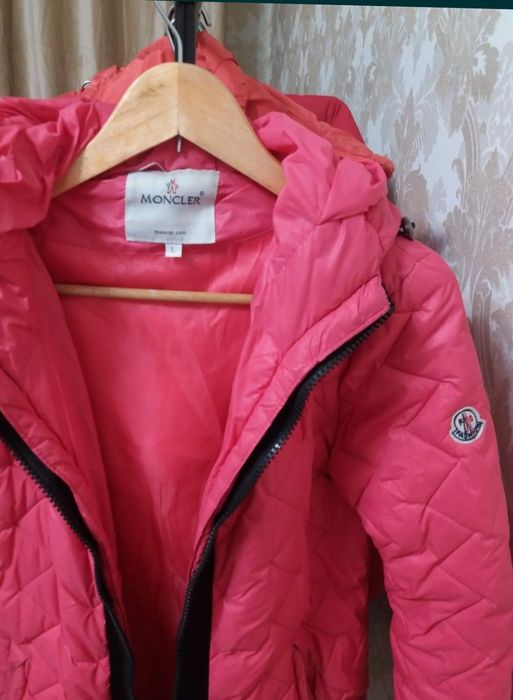 Фирменная  куртка Moncler