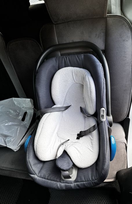 Продам автокресло