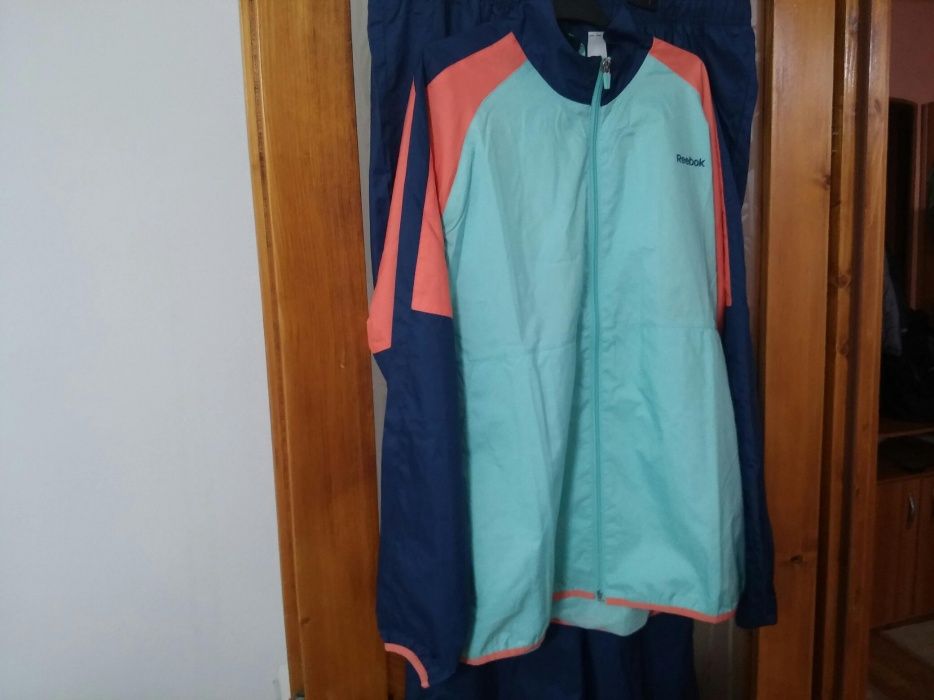 Costum sport dama xl nou Reebook