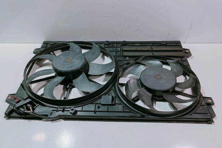 Electroventilator Racire 1K0121207BC Volkswagen VW Passat CC prima ge