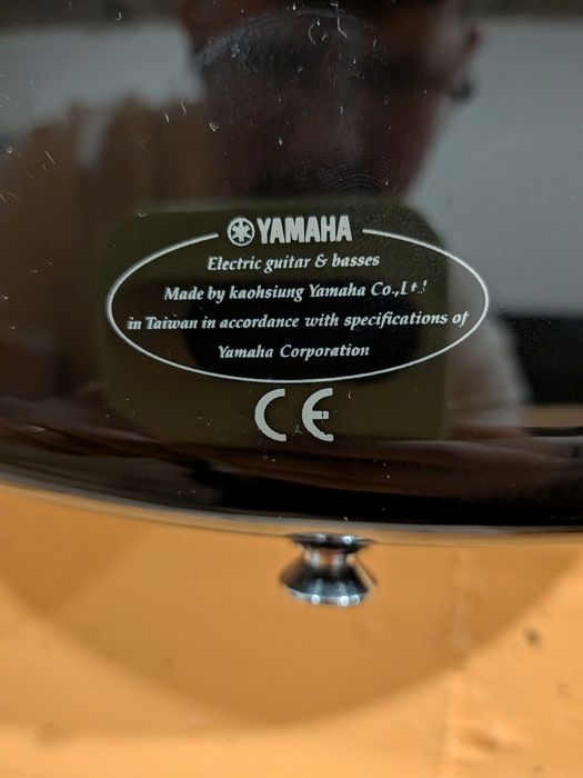 Chitara Yamaha SGV-300