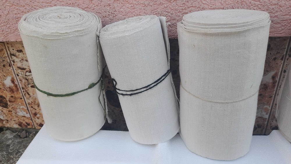 Pânză din in țesută în stative