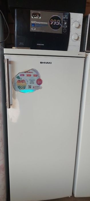 Xolodilnik 210 litrli  sotiladi xolati yangidek