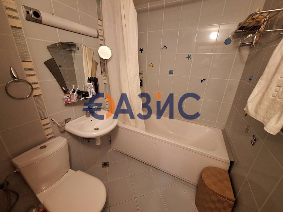 Продава се Тристаен апартамент в к.к. Слънчев бряг - 93 кв.м за 1065 €/кв.м - Снимка #8