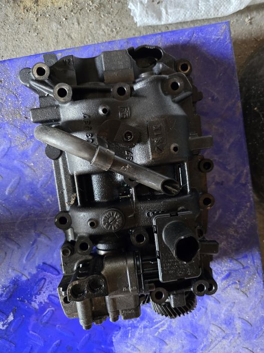 Pompa ulei audi a4 b8.5