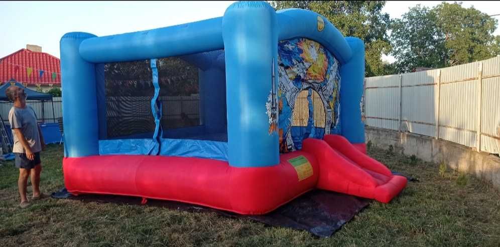 Castel, tobogan, topogan gonflabil