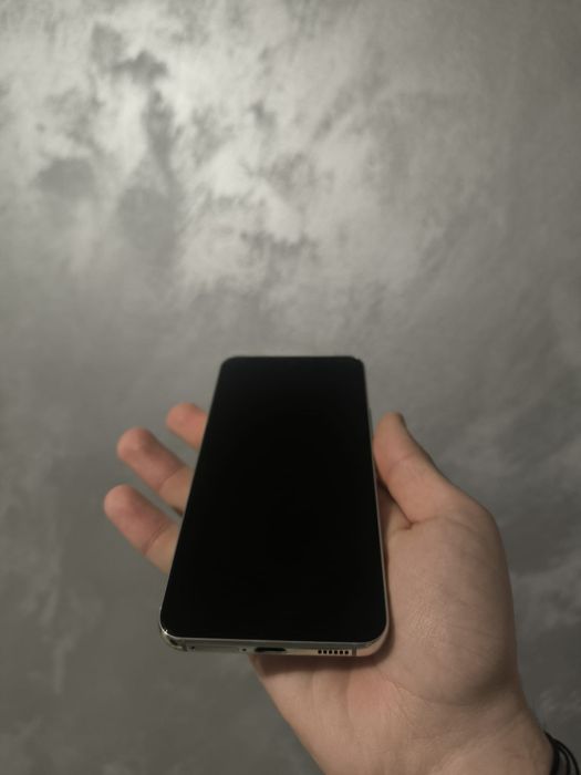 Samsung galaxy S22 stare impecabila (varianta snapdragon)