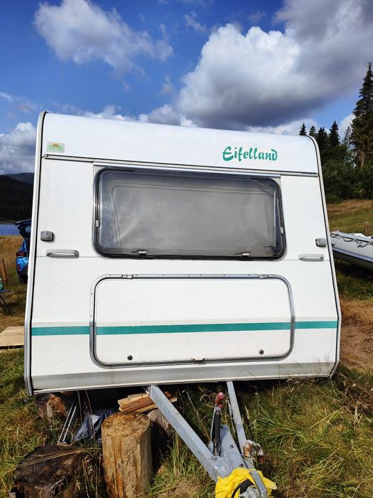 Vând rulota knaus eifelland