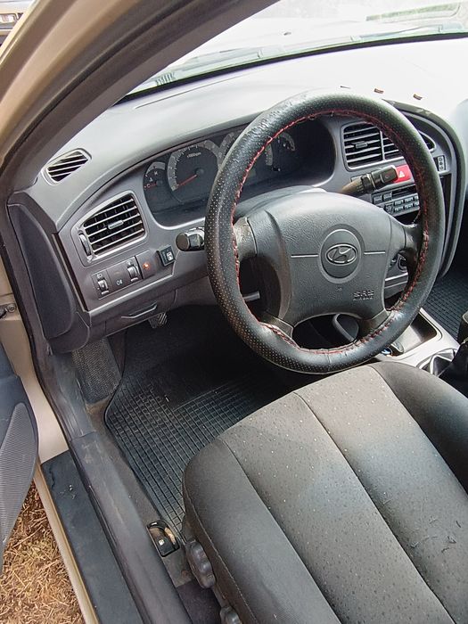 Hyundai Elantra 1.6i